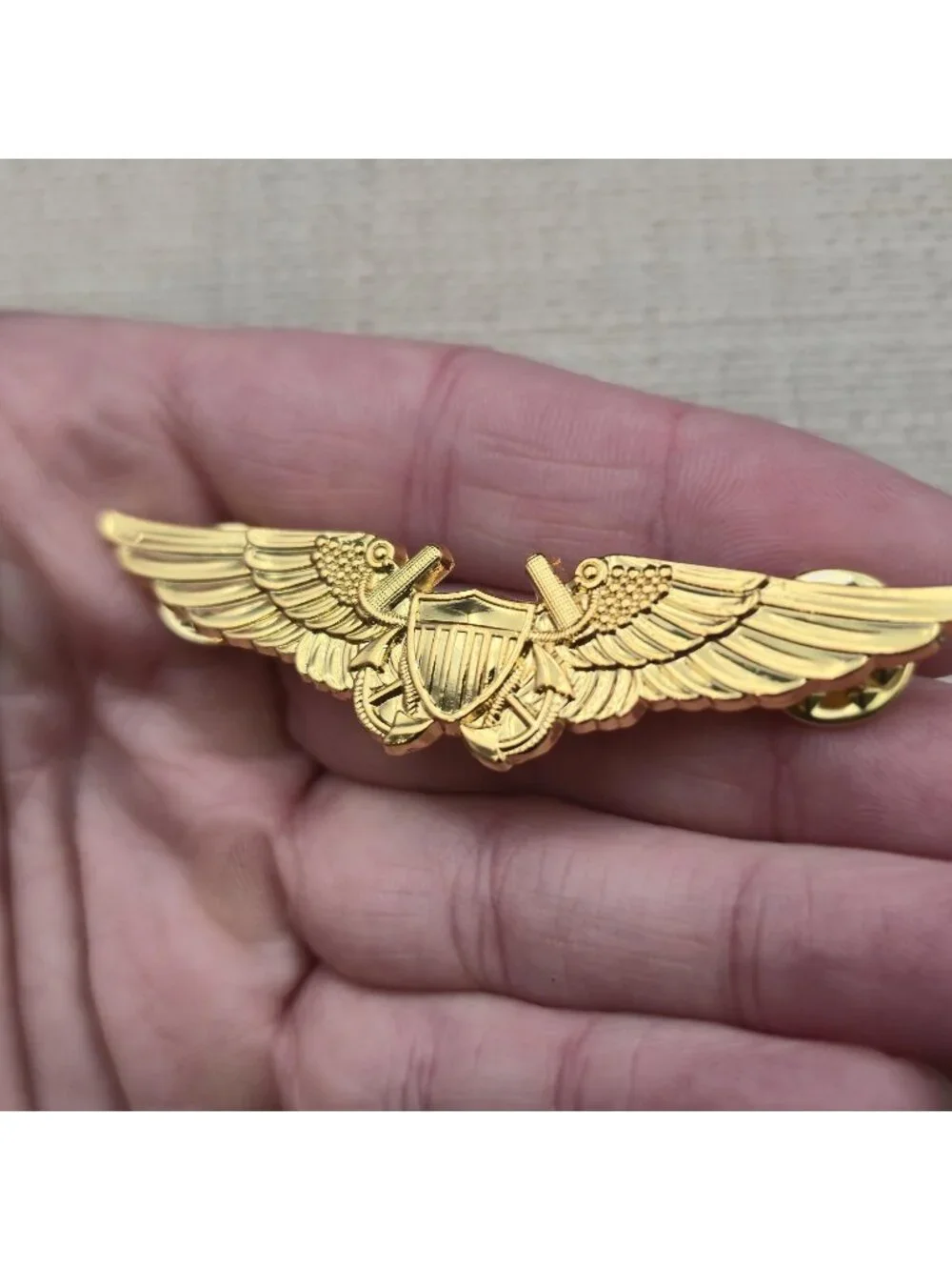 US Navy Naval Flight Officer Gold Wings Insignia Military Pin B1573